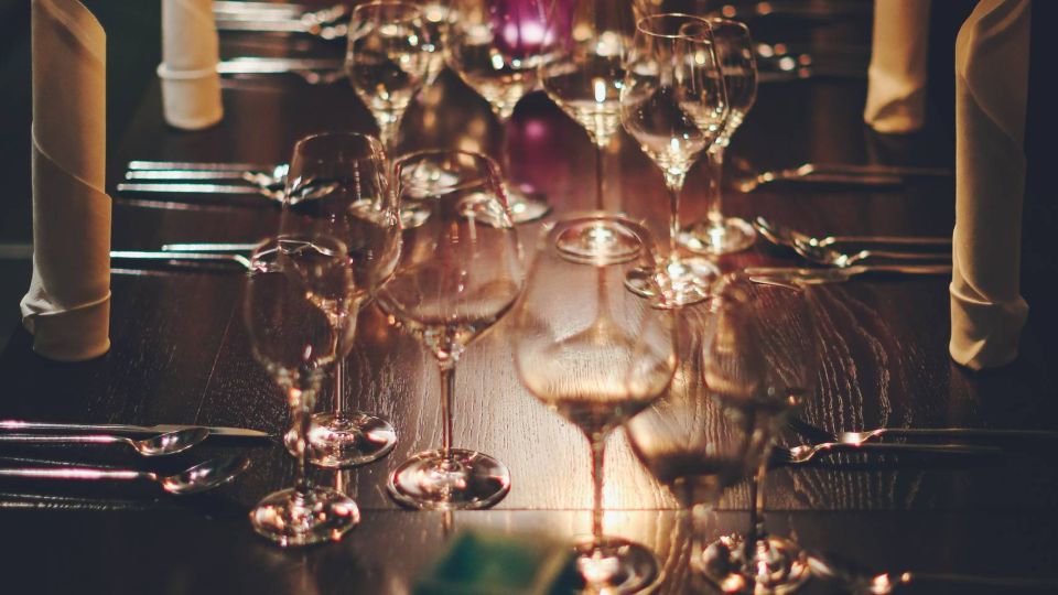  A vous restaurateurs passionnés et ambitieux, je vous offre l’occasion de créer une carte de bières unique et originale, à la hauteur de votre établissement.
